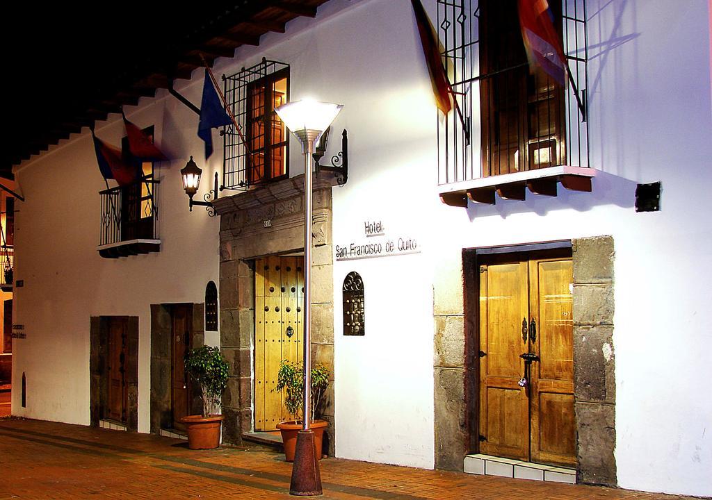 Hotel San Francisco De Кито Екстериор снимка