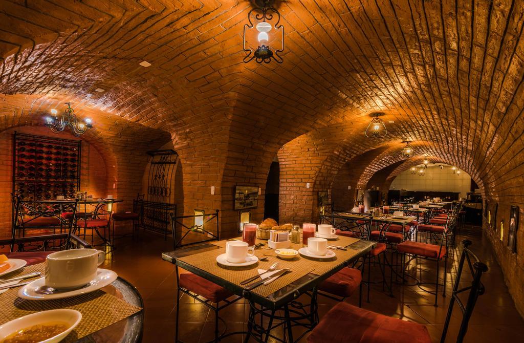 Hotel San Francisco De Кито Екстериор снимка